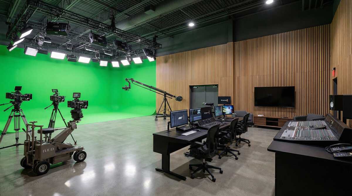 蘑菇视频影视制作工作室